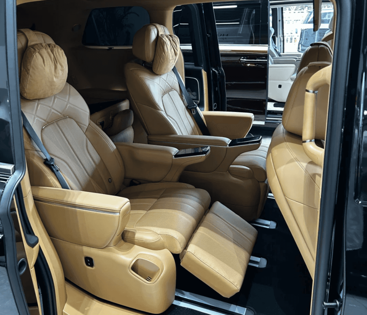 7-Seater Vehicle (Interior)
